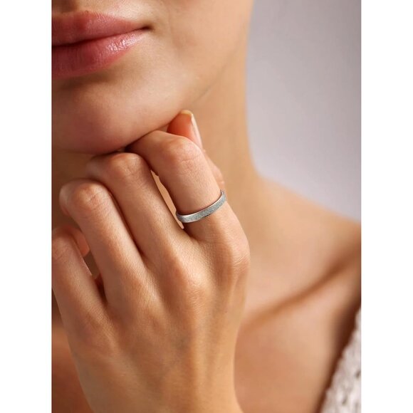 🆕 Women Silver Triple Interlocked Rolling Ring Sterling Textured Thin Stacking - Picture 9 of 9